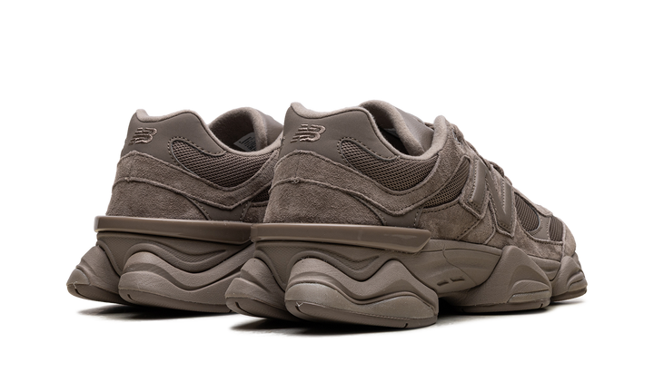 NEW BALANCE 9060 CHESTNUT