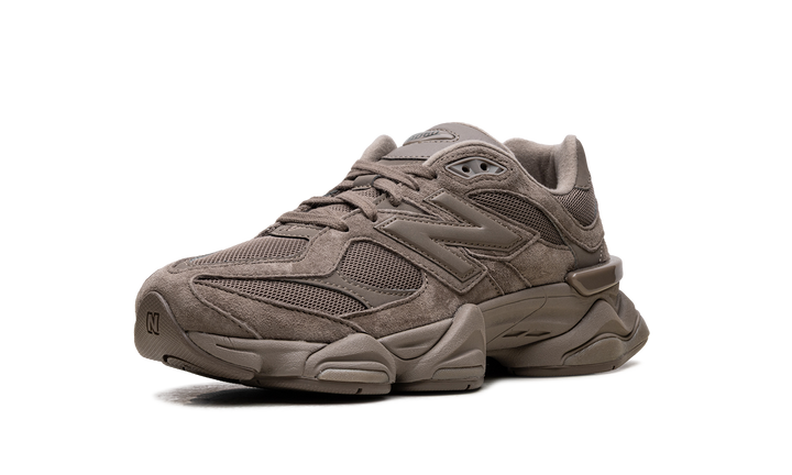 NEW BALANCE 9060 CHESTNUT