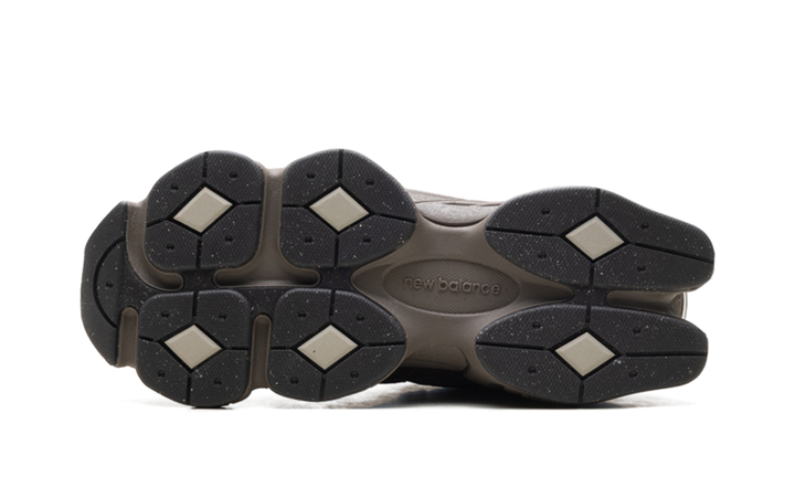 NEW BALANCE 9060 MONO CORTADO
