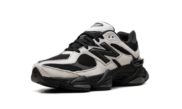 NEW BALANCE 9060 OFF WHITE BLACK — Stock