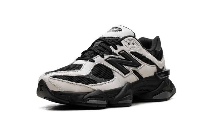 NEW BALANCE 9060 OFF WHITE BLACK