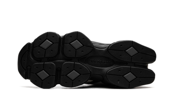 NEW BALANCE 9060 OFF WHITE BLACK — Stock