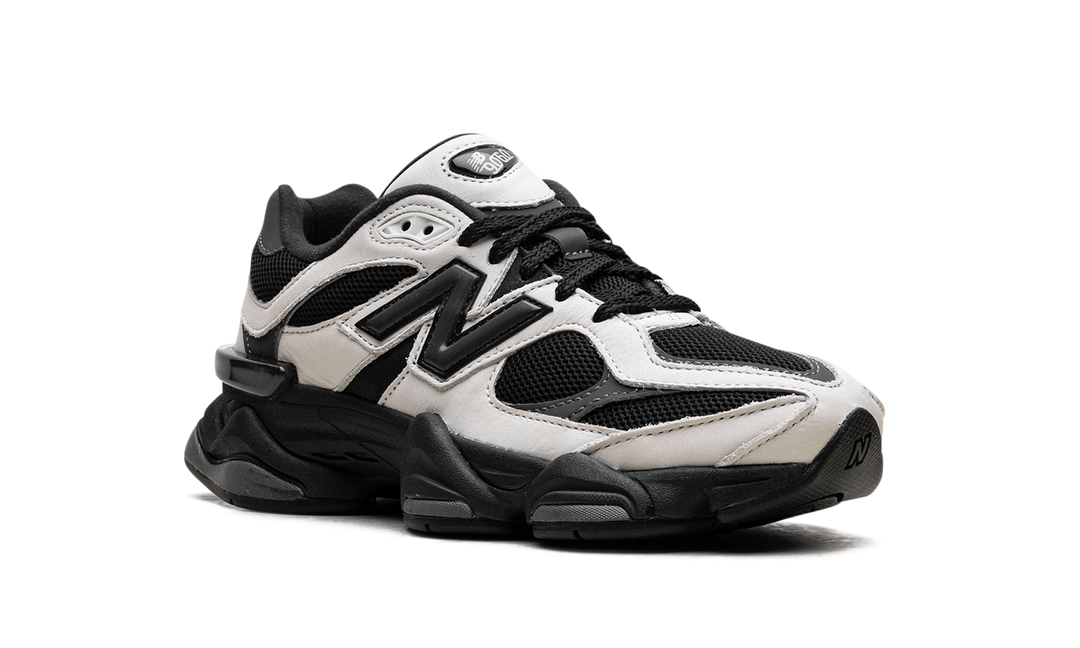 NEW BALANCE 9060 OFF WHITE BLACK