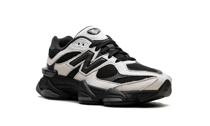 NEW BALANCE 9060 OFF WHITE BLACK