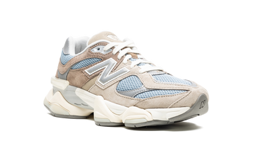 NEW BALANCE 9060 'CHERRY BLOSSOM PACK - MUSHROOM' — Stock