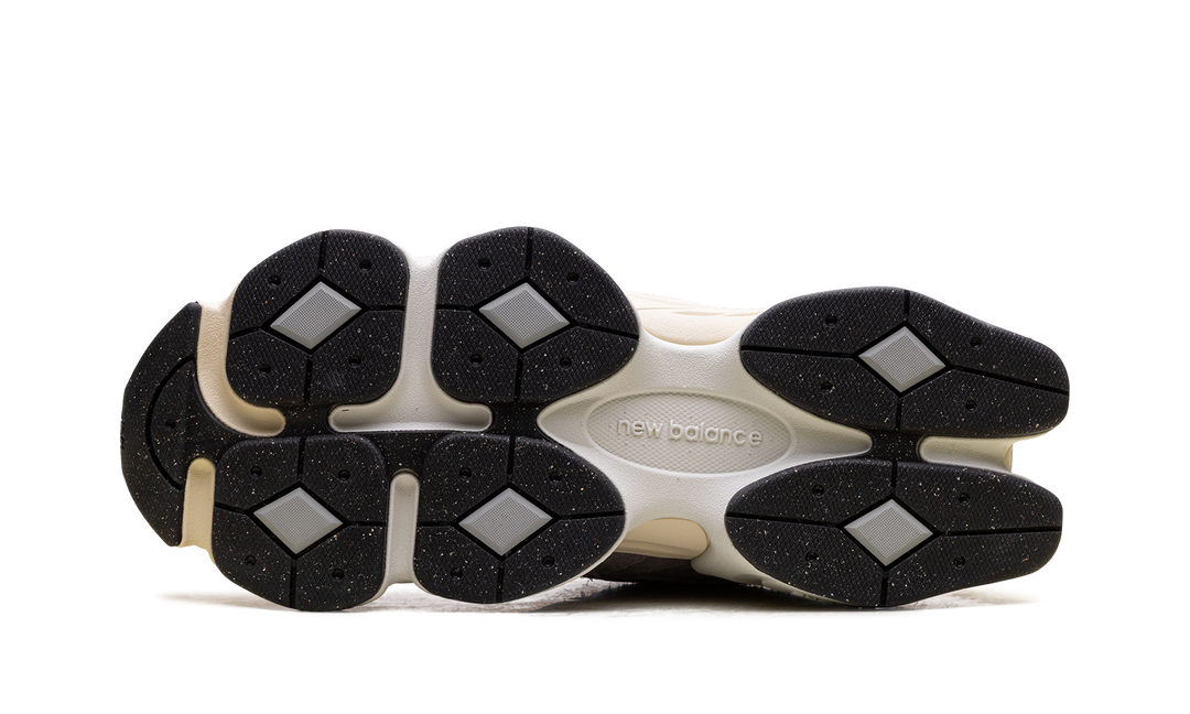 NEW BALANCE 9060 TRUFFLE SALT TIMBER WOLF