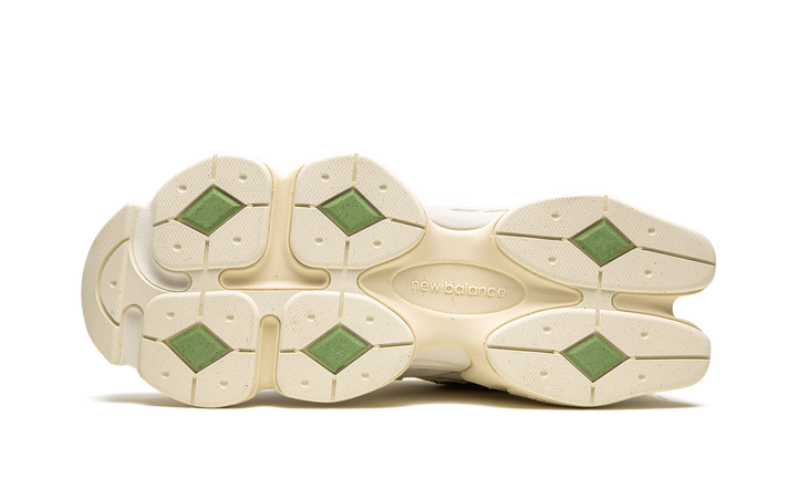 NEW BALANCE 9060 X BRICKS &amp; WOOD CREAM GREEN