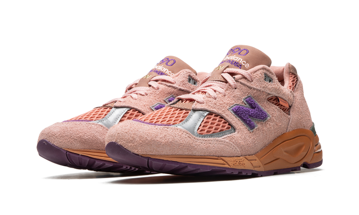 NEW BALANCE 990V2 MADE IN USA X SALEHE BEMBURY SAND BE THE TIME