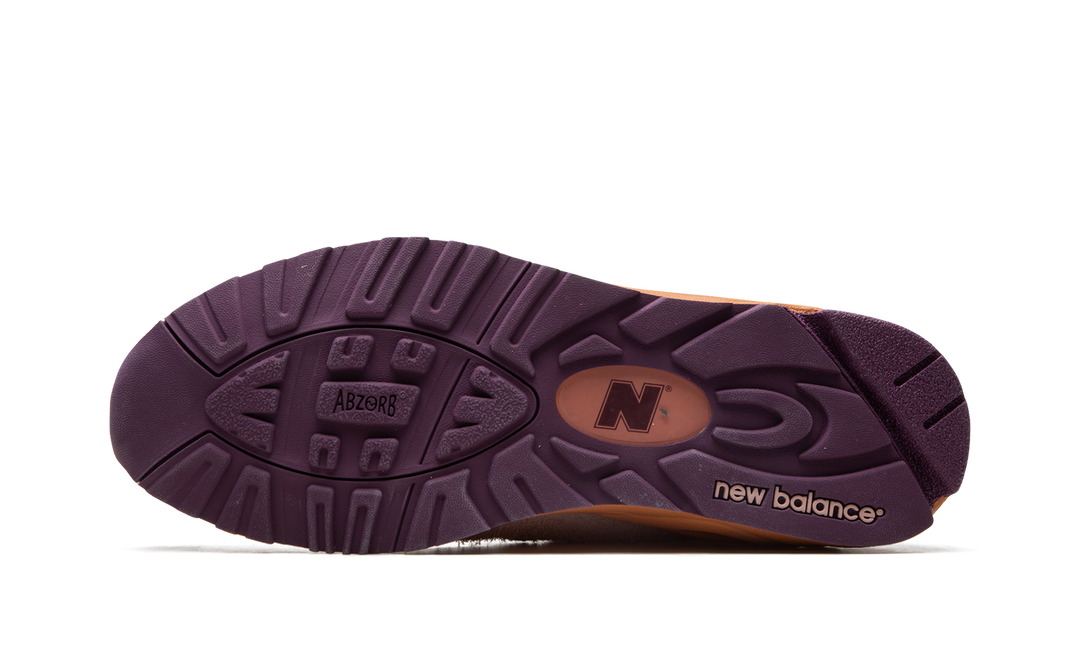 NEW BALANCE 990V2 MADE IN USA X SALEHE BEMBURY SAND BE THE TIME