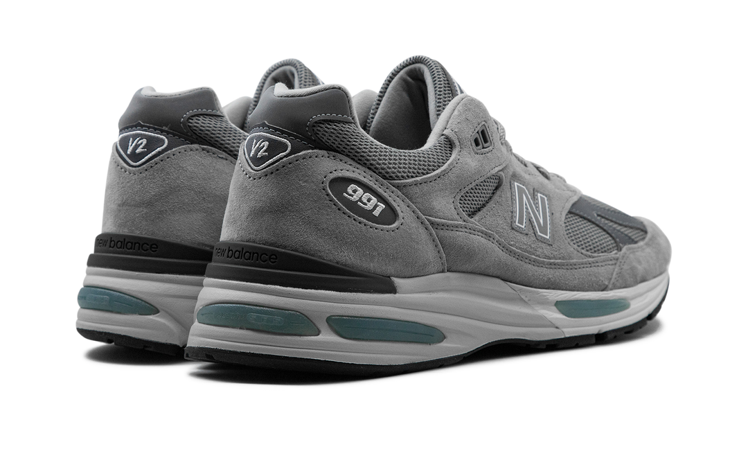NEW BALANCE 991V2 MADE IN UK GREY