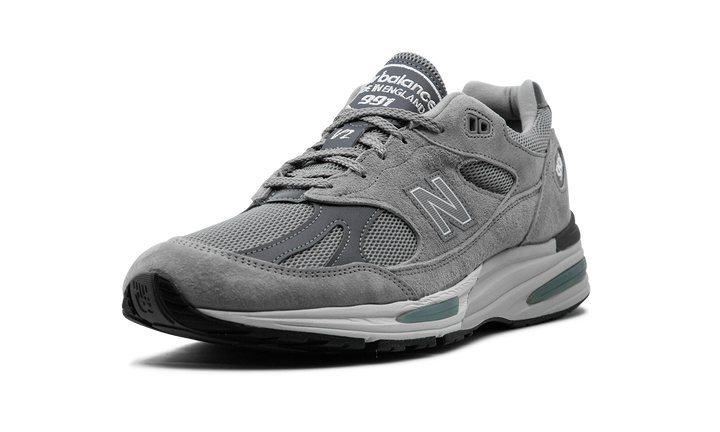NEW BALANCE 991V2 MADE IN UK GREY