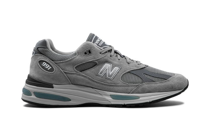 NEW BALANCE 991V2 MADE IN UK GREY