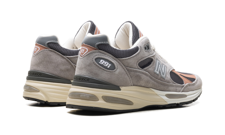 NEW BALANCE 991V2 MIUK ELEPHANT SKIN