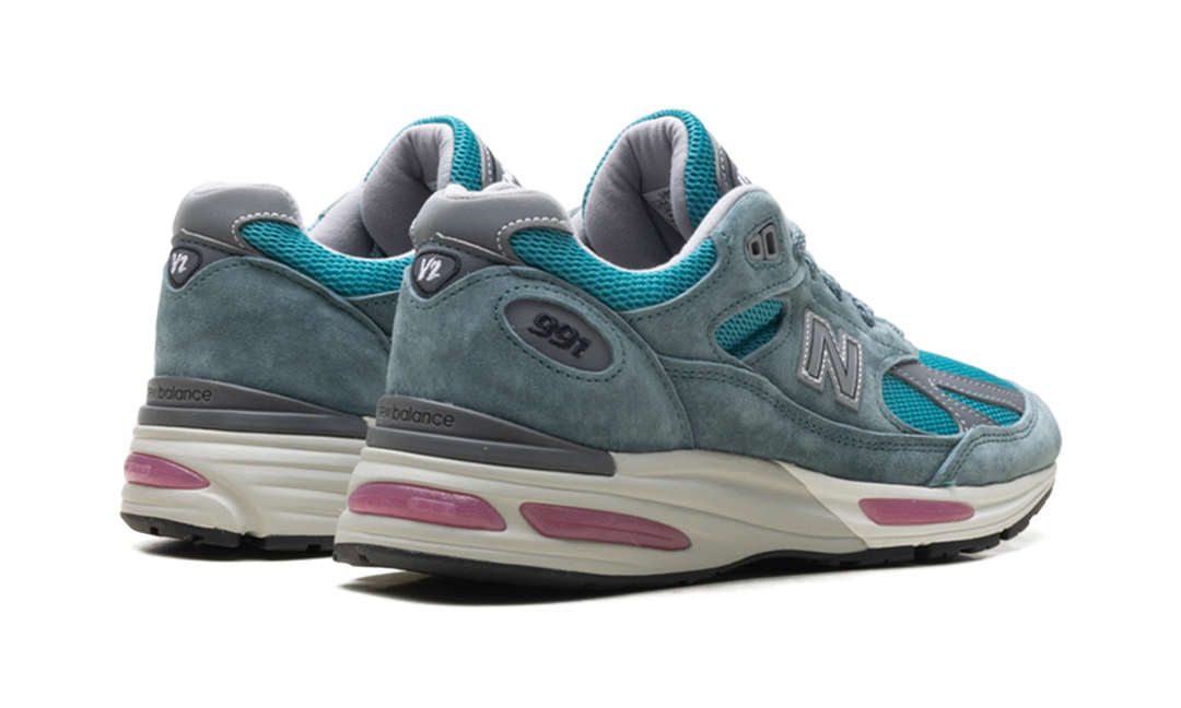 NEW BALANCE 991V2 MIUK PORCELAIN GREEN