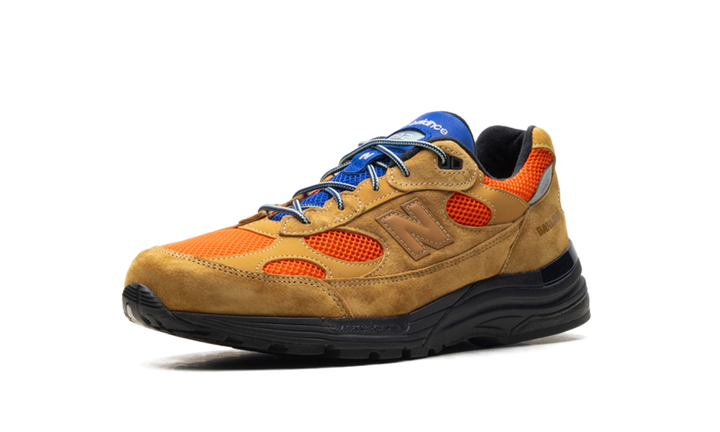 NEW BALANCE 992 MIUSA ACTION BRONSON TAN RED