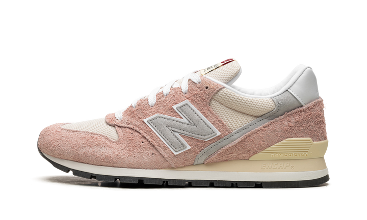 NEW BALANCE 996 MIUSA PINK HAZE