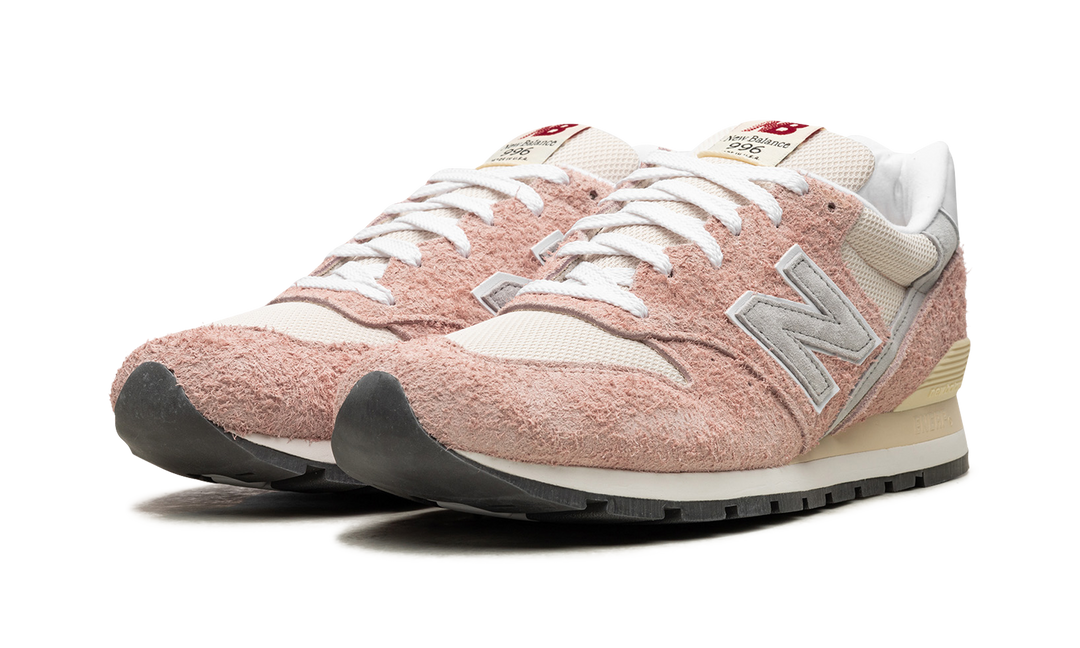 NEW BALANCE 996 MIUSA PINK HAZE