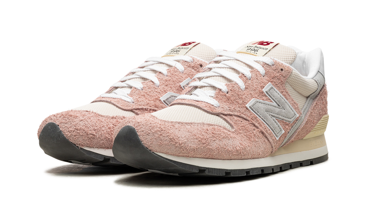 NEW BALANCE 996 MIUSA PINK HAZE