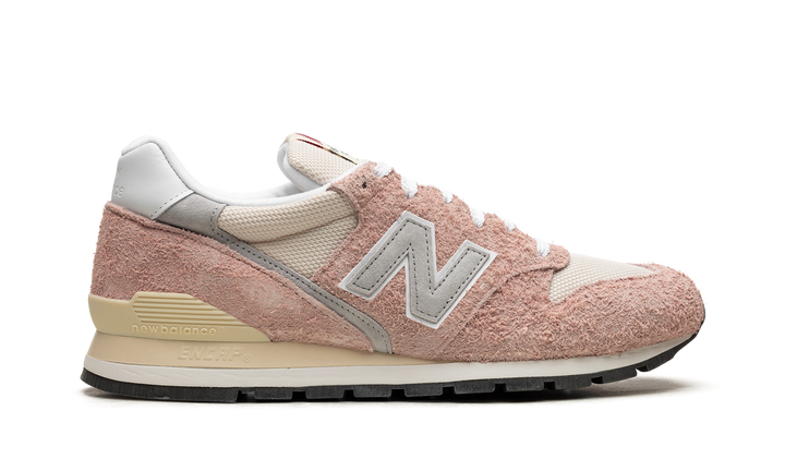 NEW BALANCE 996 MIUSA PINK HAZE