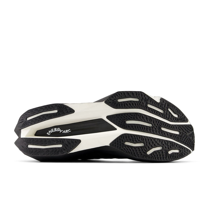 NEW BALANCE FUELCELL SUPERCOMP ELITE V4 DISTRICT VISION BLACK