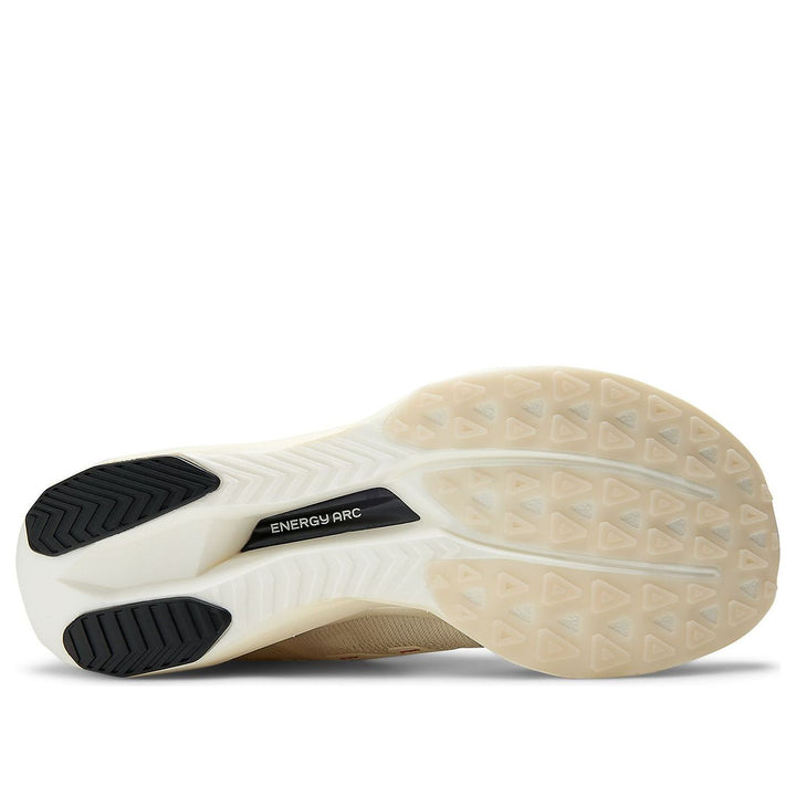 NEW BALANCE FUELCELL SUPERCOMP ELITE V5 DISTRICT VISION LINEN WOMENS