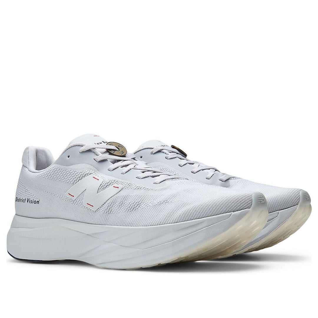 NEW BALANCE FUELCELL SUPERCOMP ELITE V5 DISTRICT VISION PEARL GREY