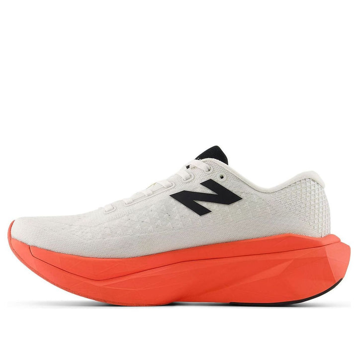 NEW BALANCE FUELCELL SUPERCOMP TRAINER V3 URGENT RED SEA SALT BLACK