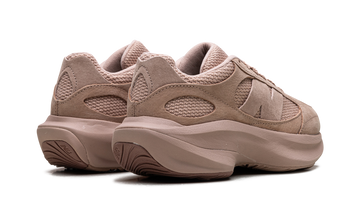 NEW BALANCE WRPD RUNNER FLAT TAUPE SPARROW — Stock
