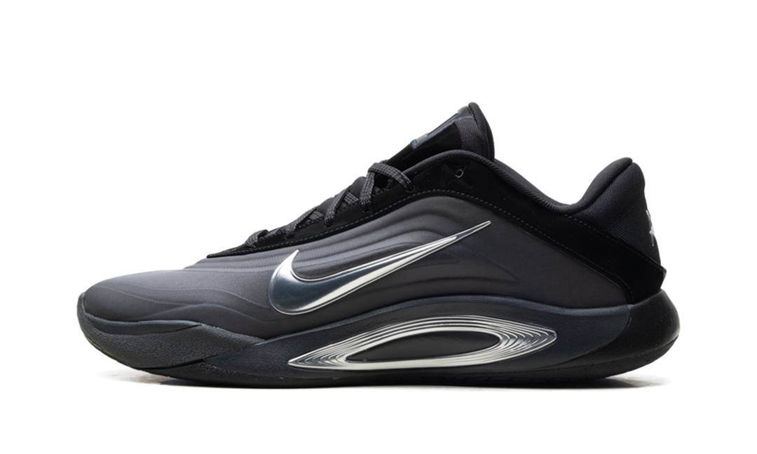 NIKE A&