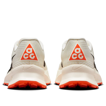 NIKE ACG ZOOMX ULTRAFLY TRAIL SAIL SAFETY ORANGE — Stock