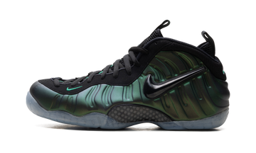 NIKE AIR FOAMPOSITE PRO PINE GREEN (2025) — Stock