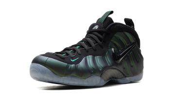 NIKE AIR FOAMPOSITE PRO PINE GREEN (2025) — Stock