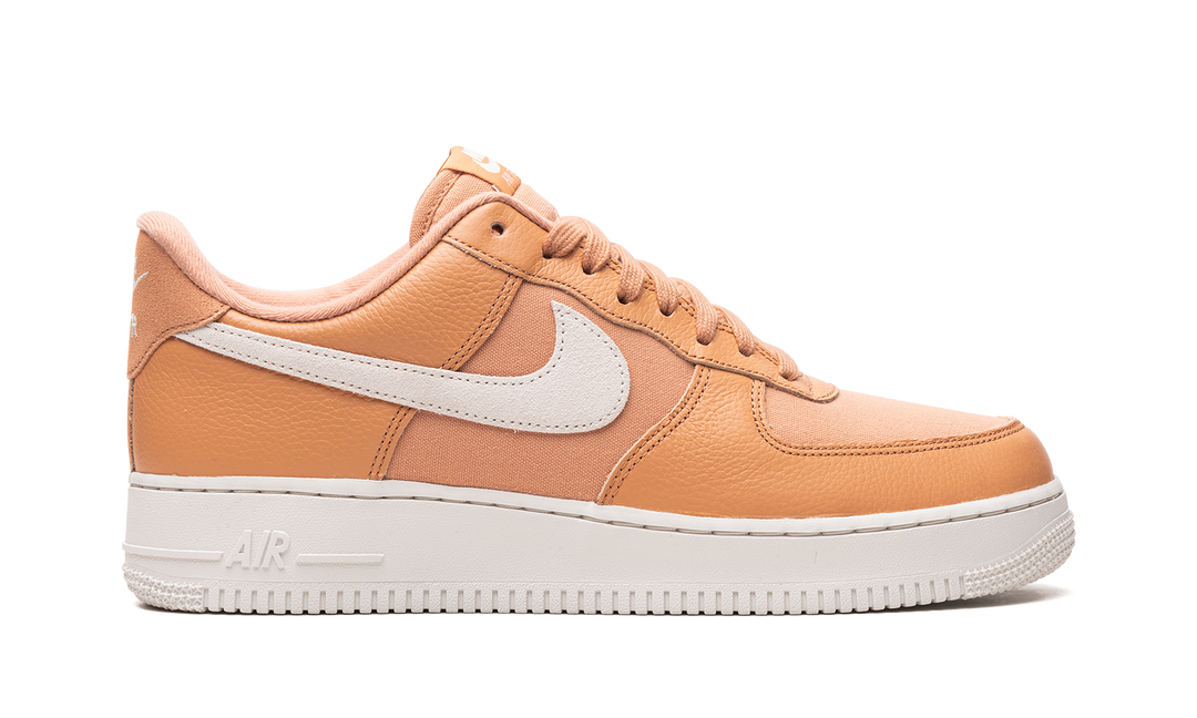 NIKE AIR FORCE 1 07 AMBER BROWN