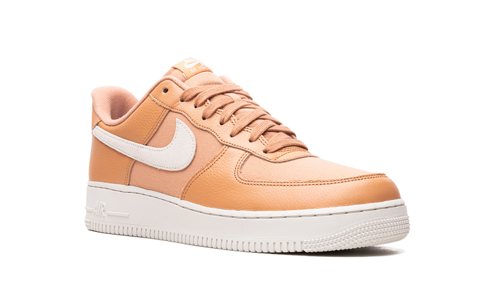 NIKE AIR FORCE 1 07 AMBER BROWN