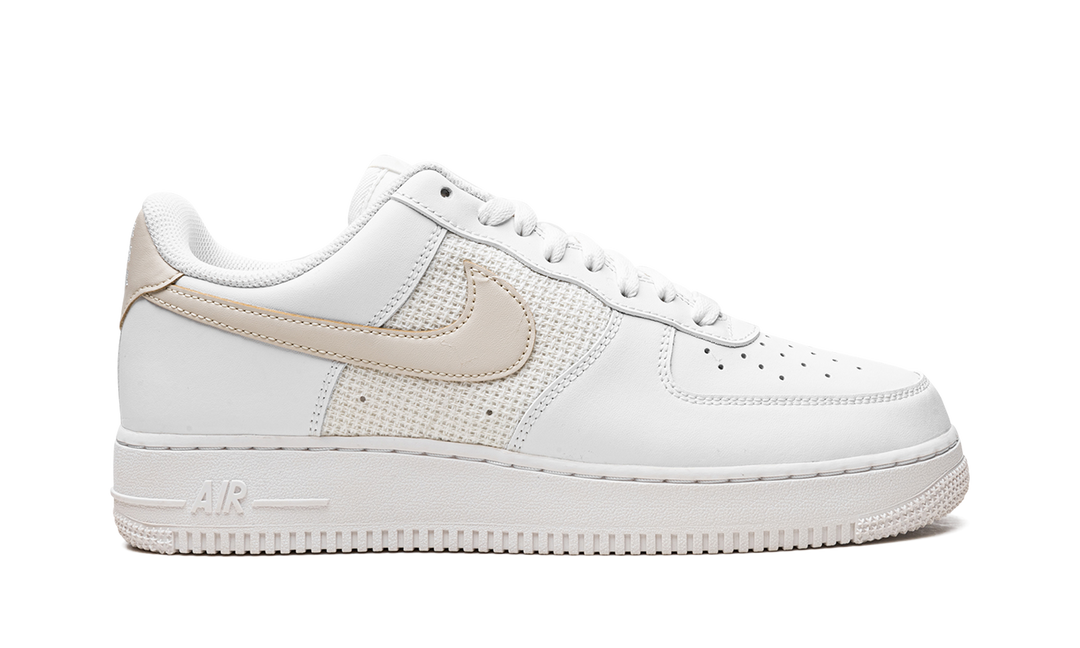 NIKE AIR FORCE 1 07 CROSS STITCH WHITE FOSSIL WOMENS