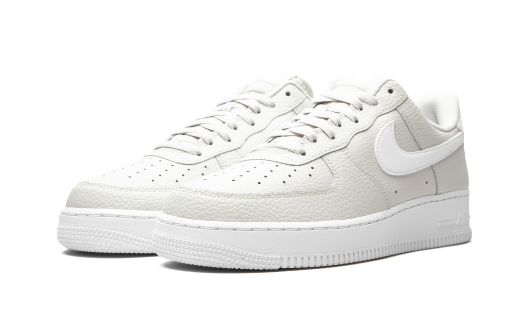 NIKE AIR FORCE 1 07 LOW BONE WHITE