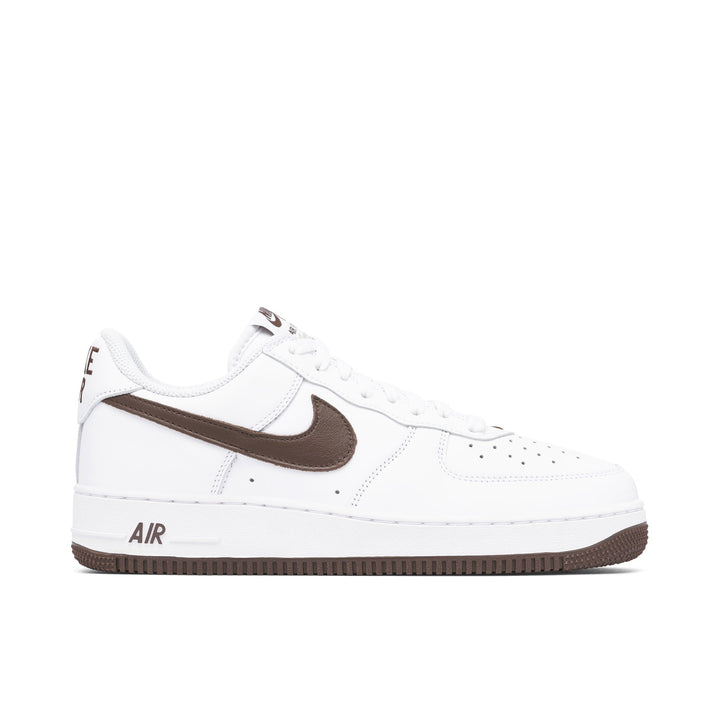 NIKE AIR FORCE 1 &