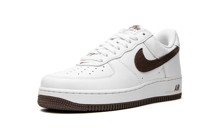 NIKE AIR FORCE 1 &