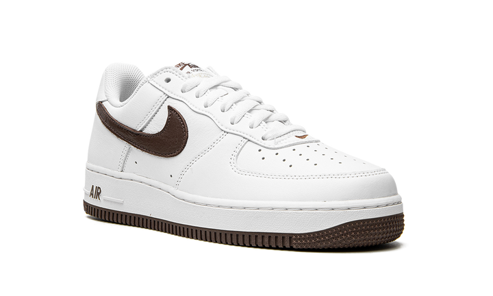 NIKE AIR FORCE 1 &
