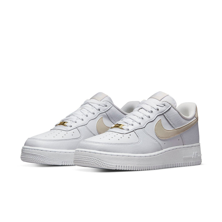 NIKE AIR FORCE 1 07 LOW LIGHT OREWOOD BROWN WOMENS
