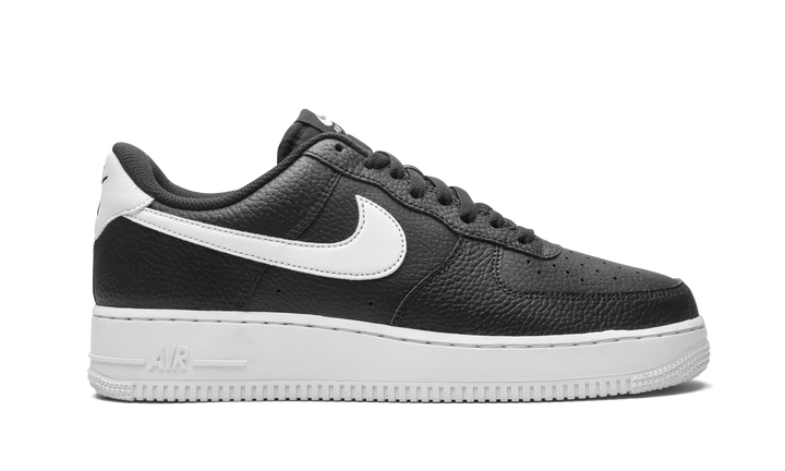 NIKE AIR FORCE 1 07 LOW LX BLACK WHITE