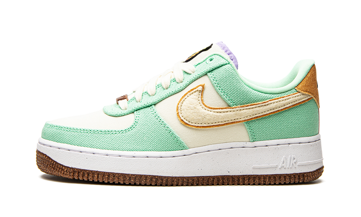 NIKE AIR FORCE 1 07 LOW LX PINEAPPLE WOMENS