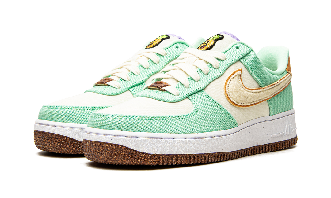 NIKE AIR FORCE 1 07 LOW LX PINEAPPLE WOMENS