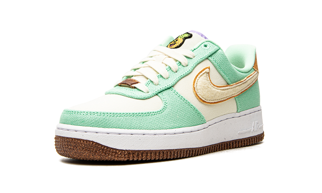 NIKE AIR FORCE 1 07 LOW LX PINEAPPLE WOMENS