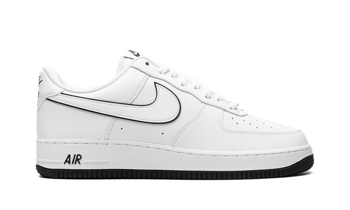 NIKE AIR FORCE 1 &
