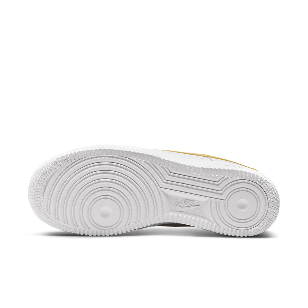 NIKE AIR FORCE 1 07 LOW WHITE SATURN GOLD WOMENS