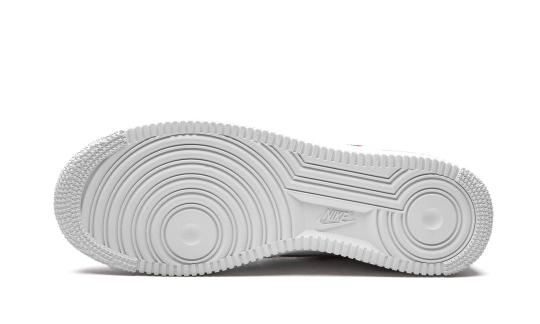 NIKE AIR FORCE 1 07 LOW WHITE TEAM RED