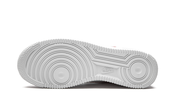 NIKE AIR FORCE 1 07 LOW WHITE TEAM RED