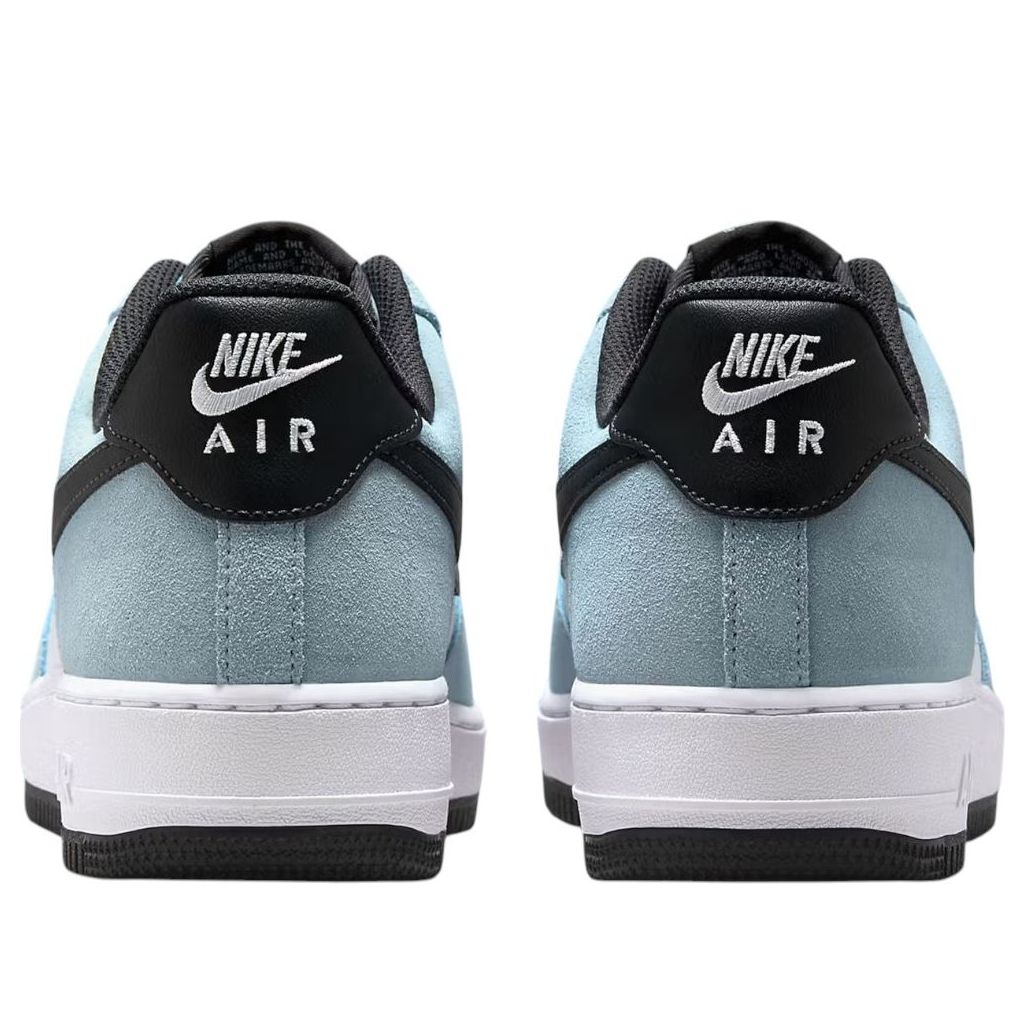 NIKE AIR FORCE 1 &