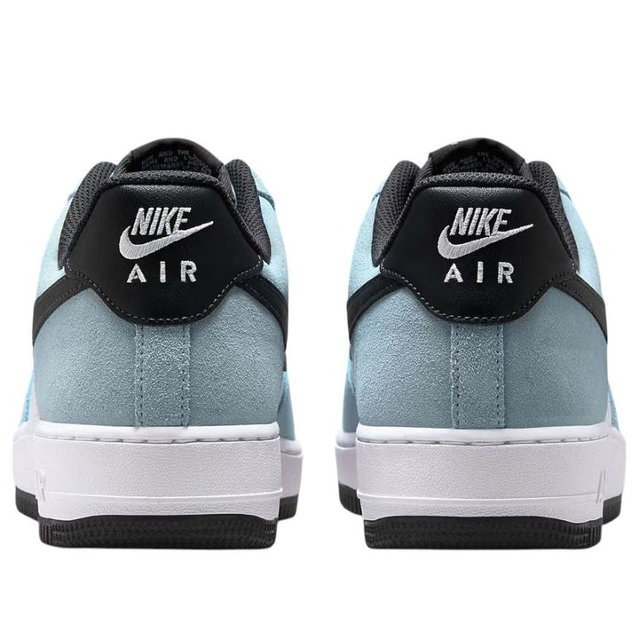 NIKE AIR FORCE 1 &